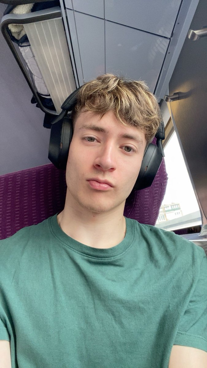 i can't bear idiots tweet media