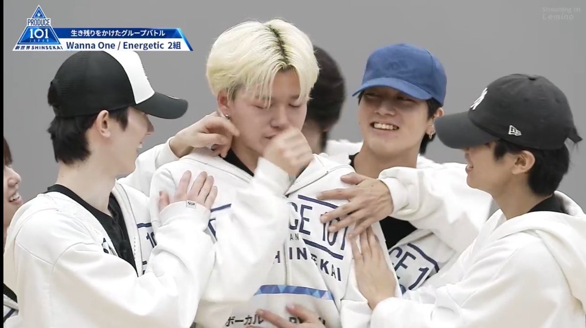 🌟🪽 tweet media