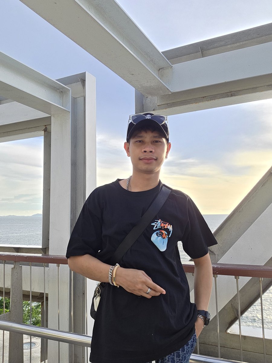 khith tweet media