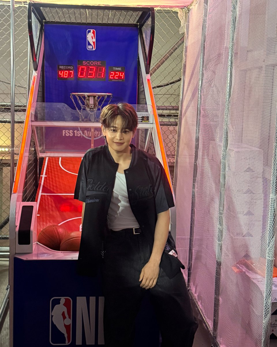 🏀⛹️‍♂️˚｡⋆

#MINHO #민호
#샤이니 #SHINee 
#NBAStyle