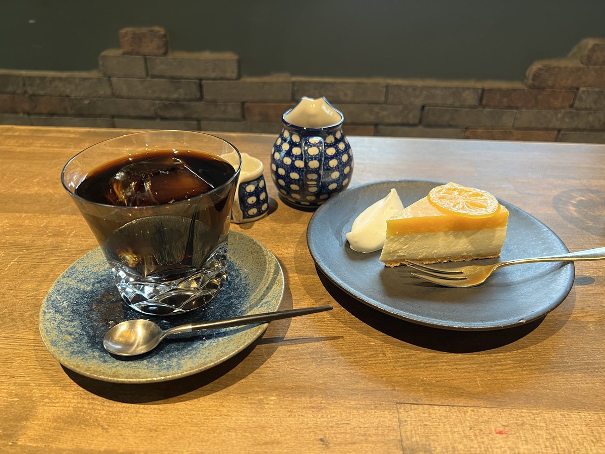 ぎつね tweet media