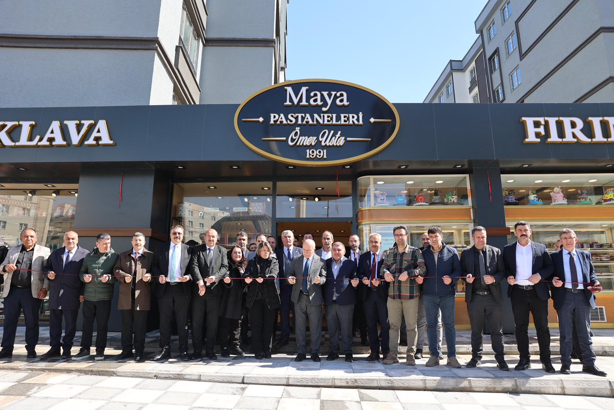İş insanı Ömer Atik kardeşimizin şehrimize kazandırdığı Maya Pastaneleri Şubemizin aziz şehrimize hayırlı ve uğurlu olmasını diliyor, bereketli kazançlar temenni ediyorum.