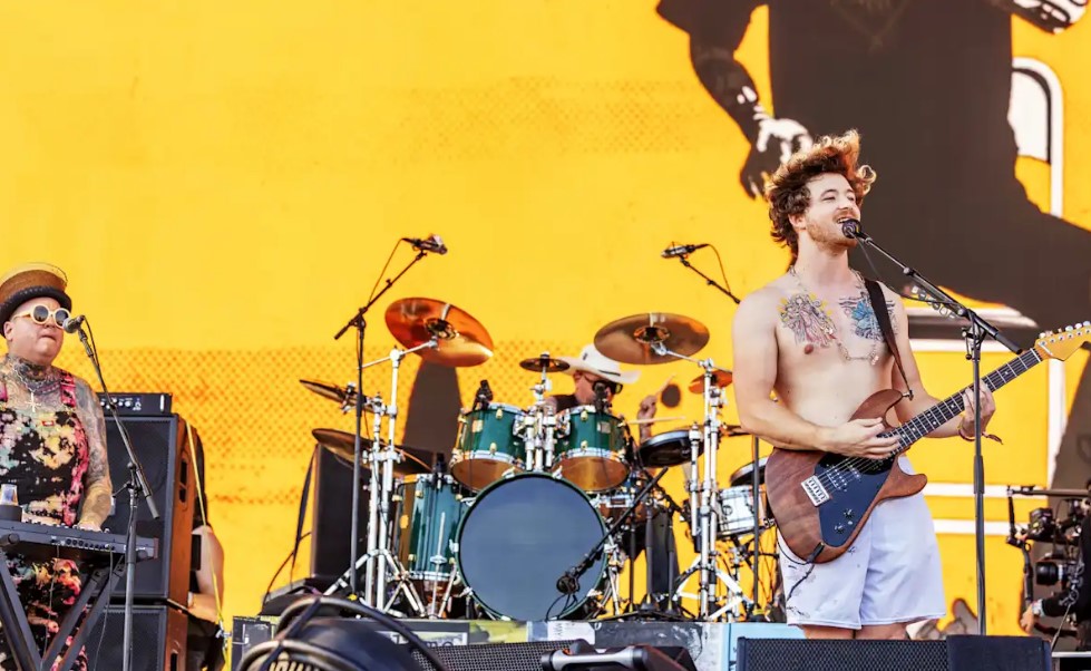 ocimaher's tweet image. 📢 Sublime Tickets

🎤 Sublime
📍 Red Rocks Amphitheatre, Morrison, CO, US
🗓️ Fri 17 Apr 2026 6:30 PM

🎟️ Get Tickets at prf.hn/l/1eRNeVz/

#Sublime #SublimeTickets #SublimeMorrison #SublimeinMorrison #ConcertTickets