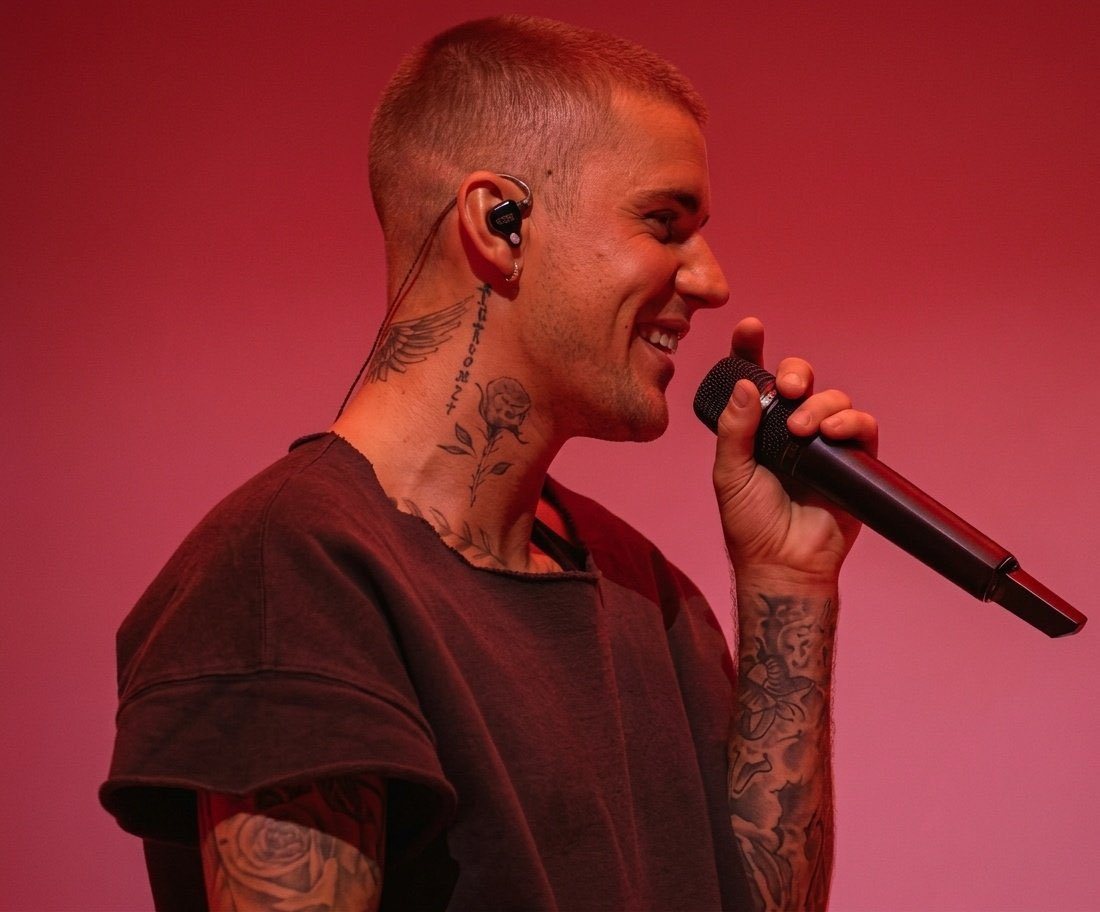 🐇 bieberchella tweet media