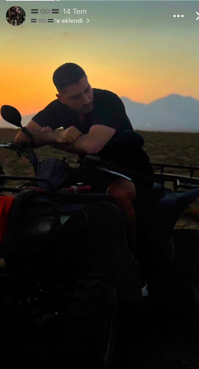 simal to be murdered by tweet media