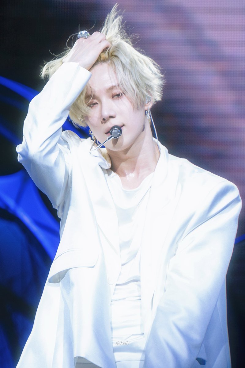 Moonstruck tweet media