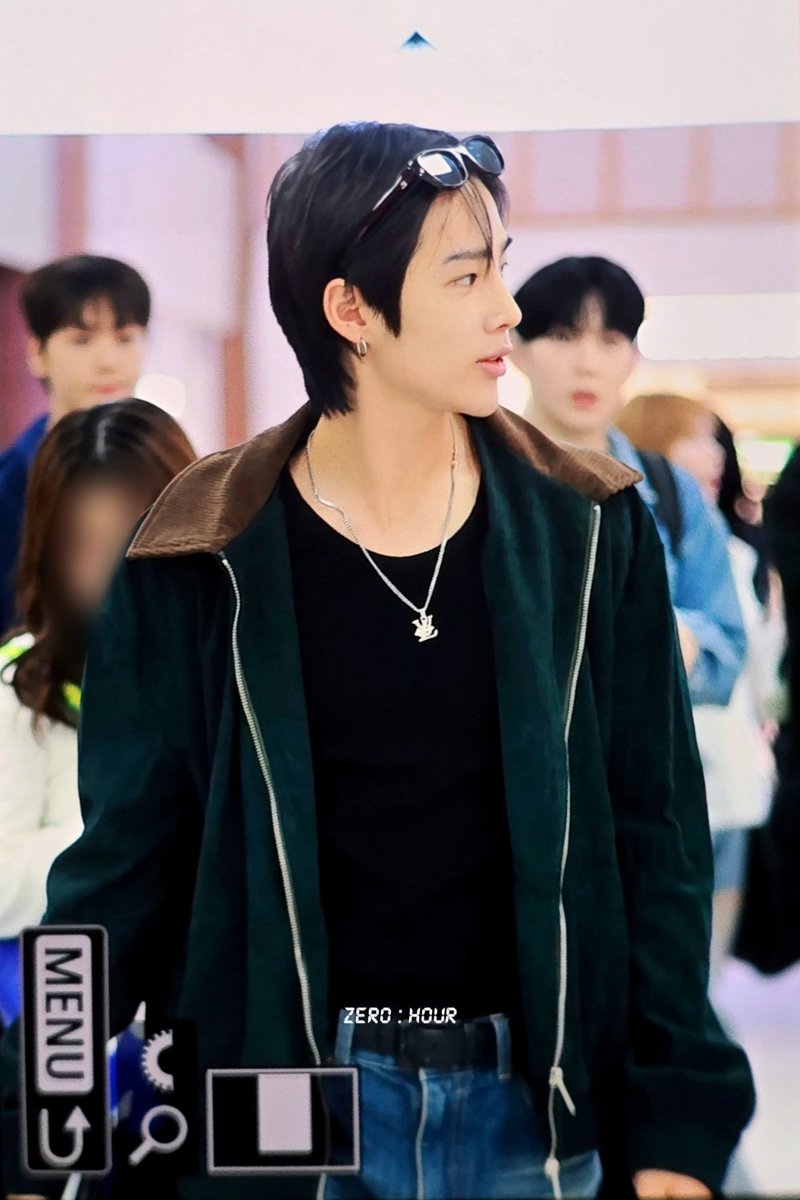 ZEROHOURmz's tweet image. 260417 
#무진 #MUZIN #BAE173