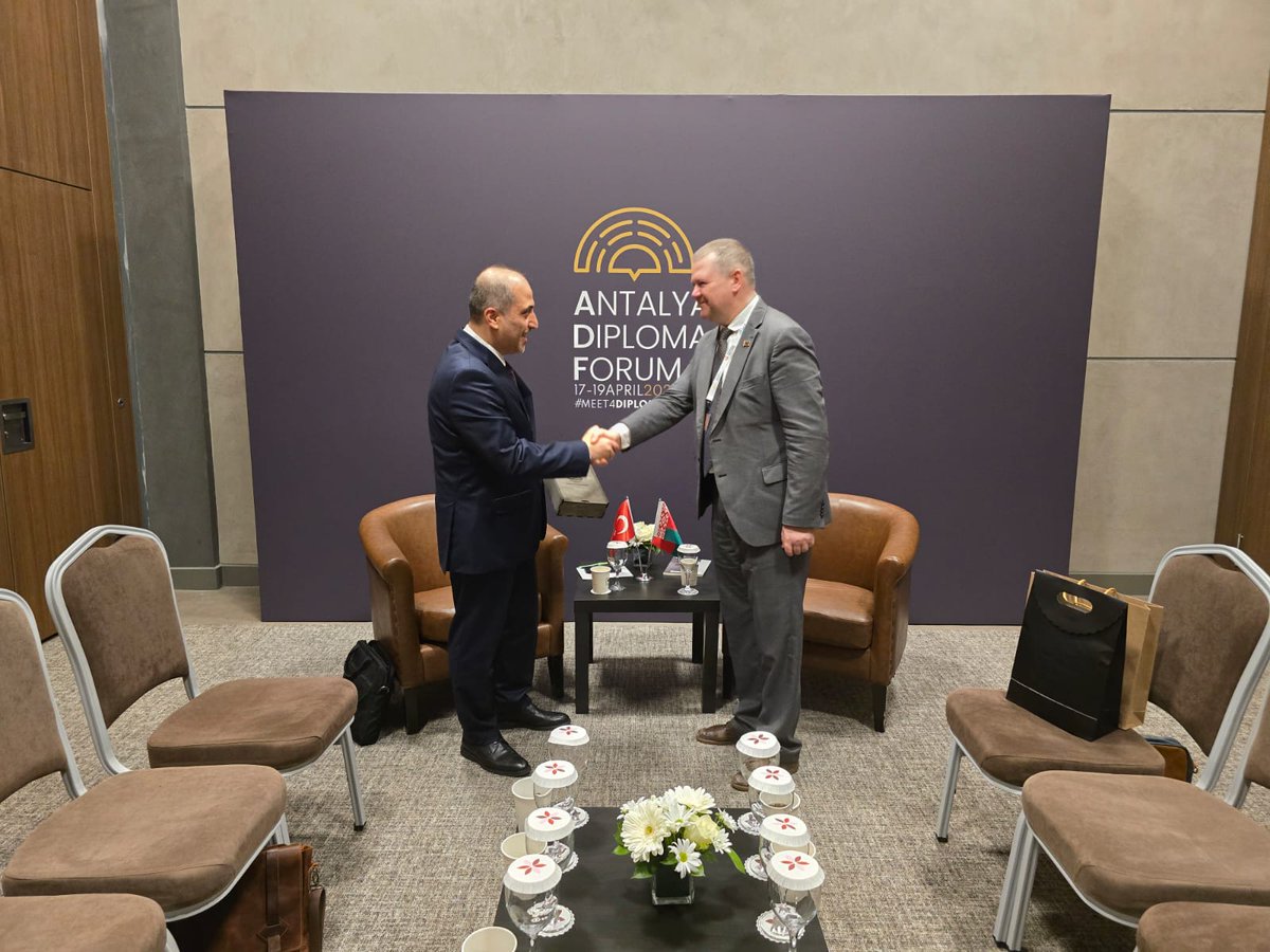 SAM_MFA's tweet photo. SAM Başkanı Prof. Dr. Ramazan Erdağ’ın Belarus Stratejik Araştırma Enstitütüsü (BISR) Direktörü Oleg Makarov’la #ADF2026 marjında biraraya geldiği görüşmede iki kurum arasında olası işbirliği alanları değerlendirildi.

@TCDisisleri @AntalyaDF @SAM_MFA https://t.co/lgFYGXBtP1