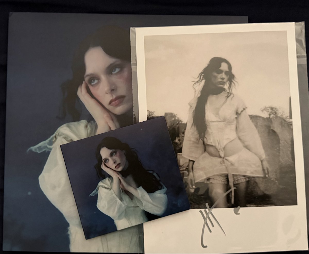 callumemberson's tweet photo. The Holly Humberstone vinyl collection is complete https://t.co/7fFFiFOQSl