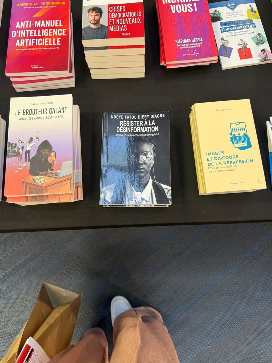 LE CARRE CULTUREL DAKAR tweet media