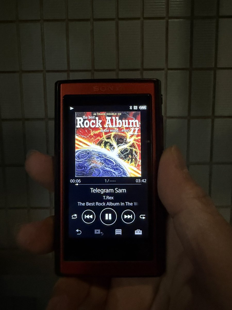 HiroNumber25's tweet image. また明日。
#本日終業
#恐竜の日
#TRex

youtu.be/qA_xNtPzuzE?si…