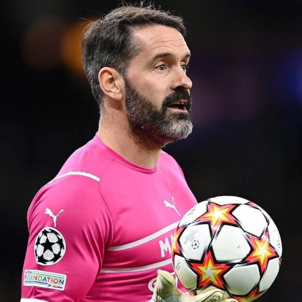 𝐩𝐢𝐧𝐤𝐦𝐚𝐧 tweet media