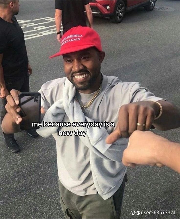 LXC_writes tweet media