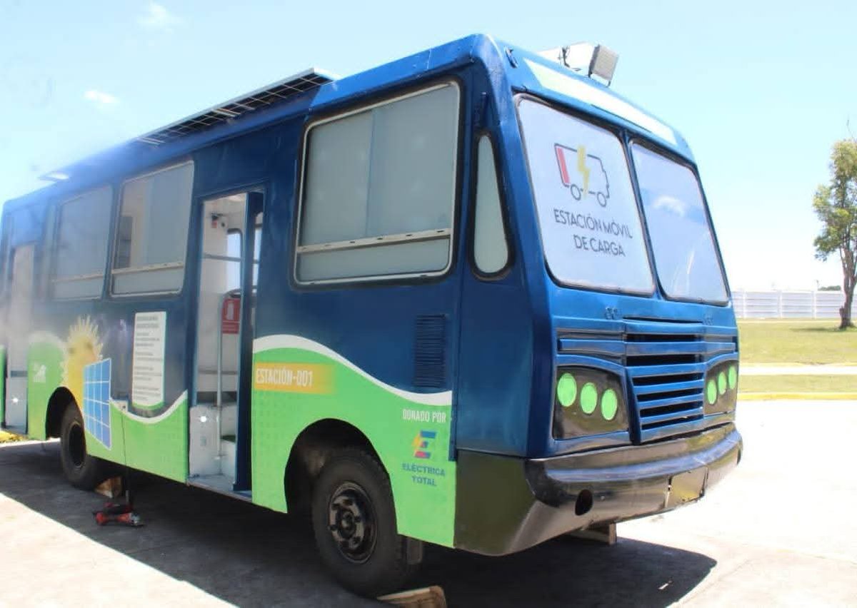 Los días 16 y 17 de Abril se desarrolla la I Feria de Energía Renovables en #VillaClaraConTodos en el Parque Científico Tecnológico.
<a href="/CITMAVCL/">Delegación Territorial del CITMA en Villa Clara</a> 
<a href="/MariaC_Velasco/">Maria del Carmen Velasco Gómez</a>