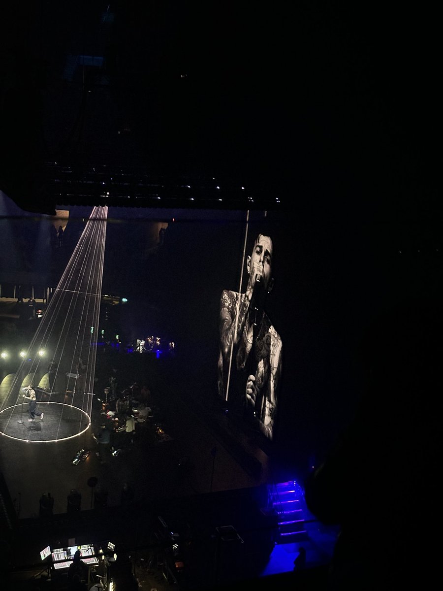 Wallflower tweet media