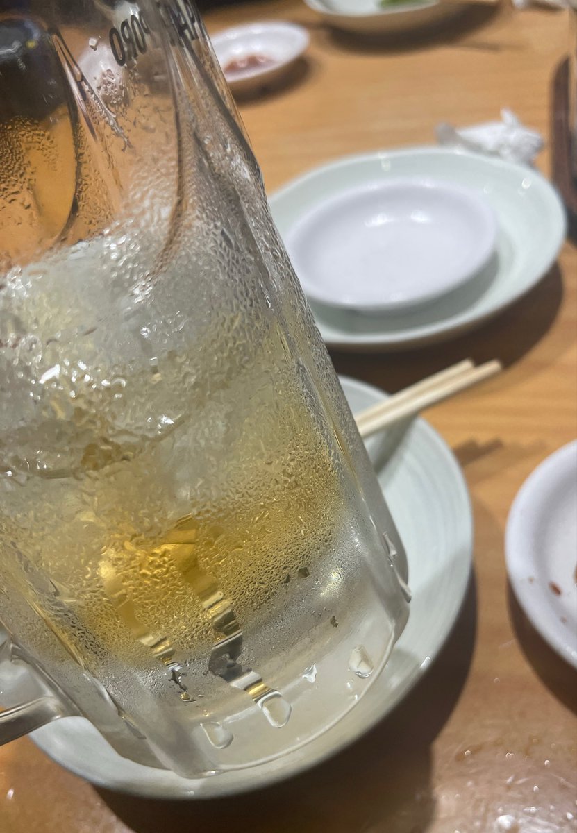 アタクシガオサケヲノムナンテトテモメズラシイコトナノヨ🎶

プハァ〜