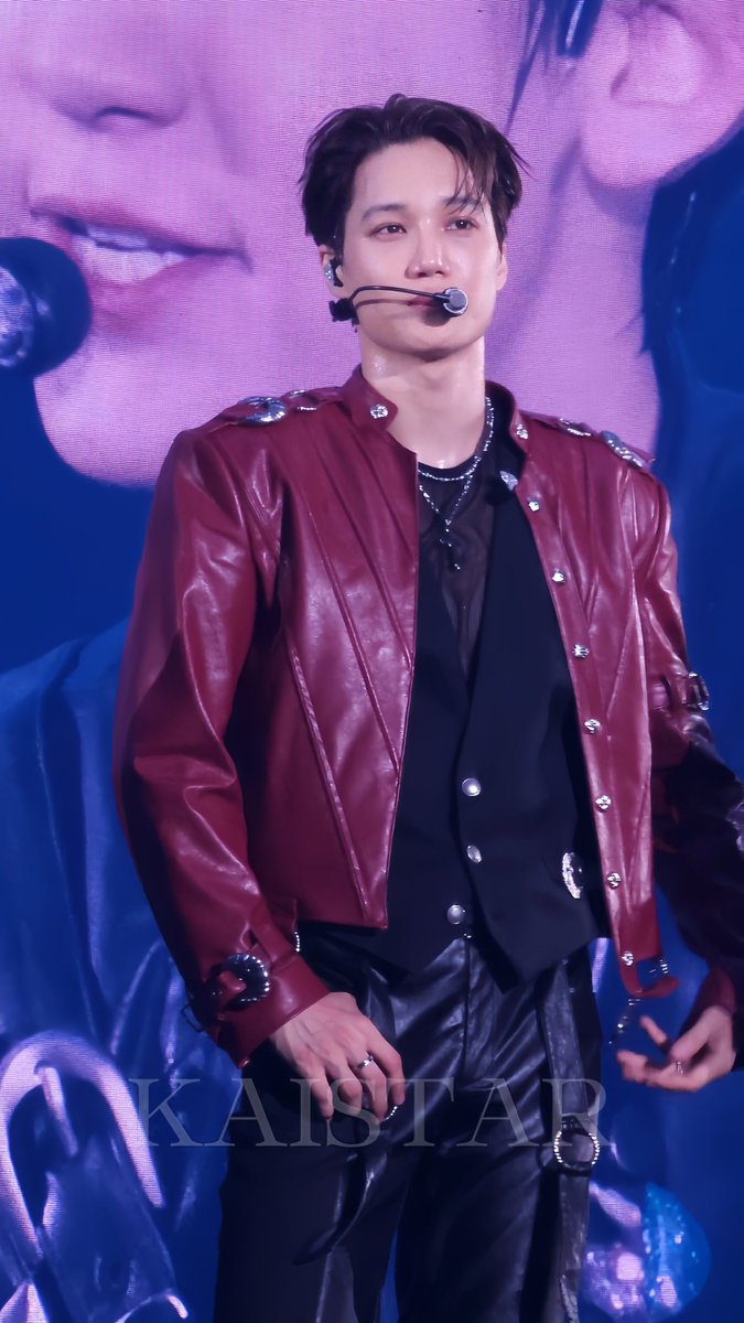 jonginni8823's tweet photo. 김종인은 왜 이렇게 잘생겼을까😫😫😫😫😫
#KAI #김종인 #카이
#weareoneEXO https://t.co/WfJLQ3F7SG