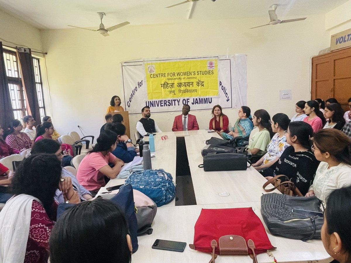 ghrtindia's tweet photo. Chairman GHRT International &amp; Chancellor WEBBIC University, visited University of Jammu Interacted with Students https://t.co/L8C82sCdOx