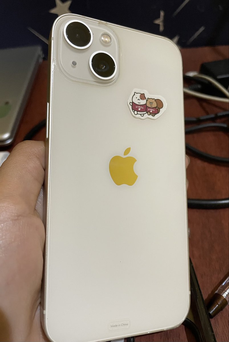 RaZoeyy's tweet image. Wts iphone 13 starlight 128 gb
-garansi digimap (ID/A)
-BH 86%
-part ori, belum pernah servis
-kondisi mulus like new
-pemakaian pribadi
-6,9 jt net
-bisa cod sekitar blok M (26 april-2 mei 2026)
-WA: 0855-9158-7777
#iphone #iphone13 #wts #wtsiphone #wtb #wtbiphone #starlight