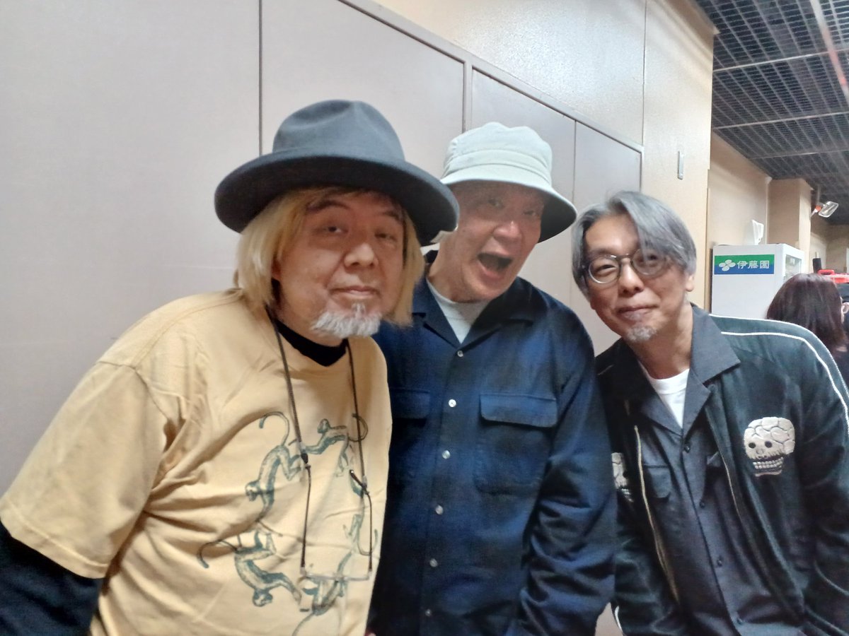 サボテンの微笑み観劇
ああ、恋がしたい、❗
きっと現実では上手くいかないに決まってるから、せめて舞台で報われなくてもいい、想いっきり恋をしたいと思いました