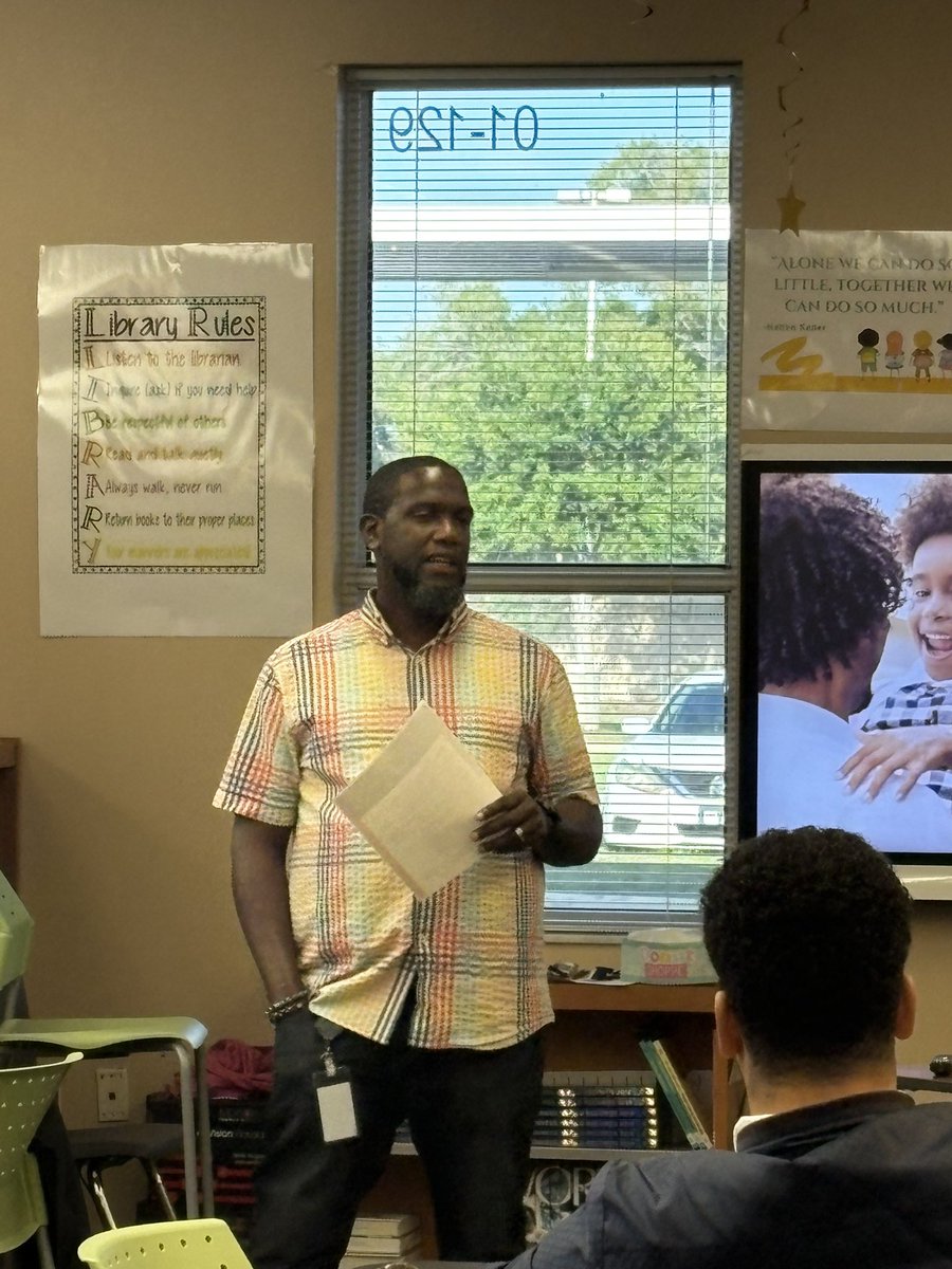 BalounKelly's tweet photo. This morning’s All Pro Dad meeting theme was confidence at @IveyLaneocps 💙
Brother, dad, mom, and even a math coach all showing up to pour into their kids—that’s how confidence is built 🎉 a whole community investing in kids. @AllProDad @CSO_OCPS @fladjj 
#AllProDad #BuildingConfidence #ItTakesAVillage
