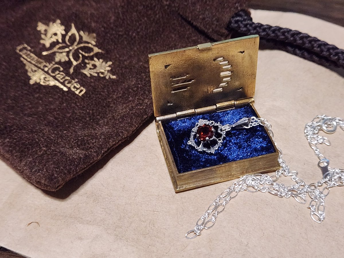 みどり tweet media