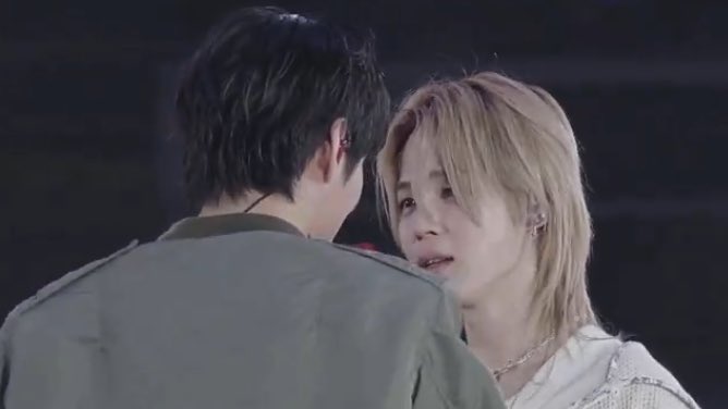 tan into the sun⁷ tweet media