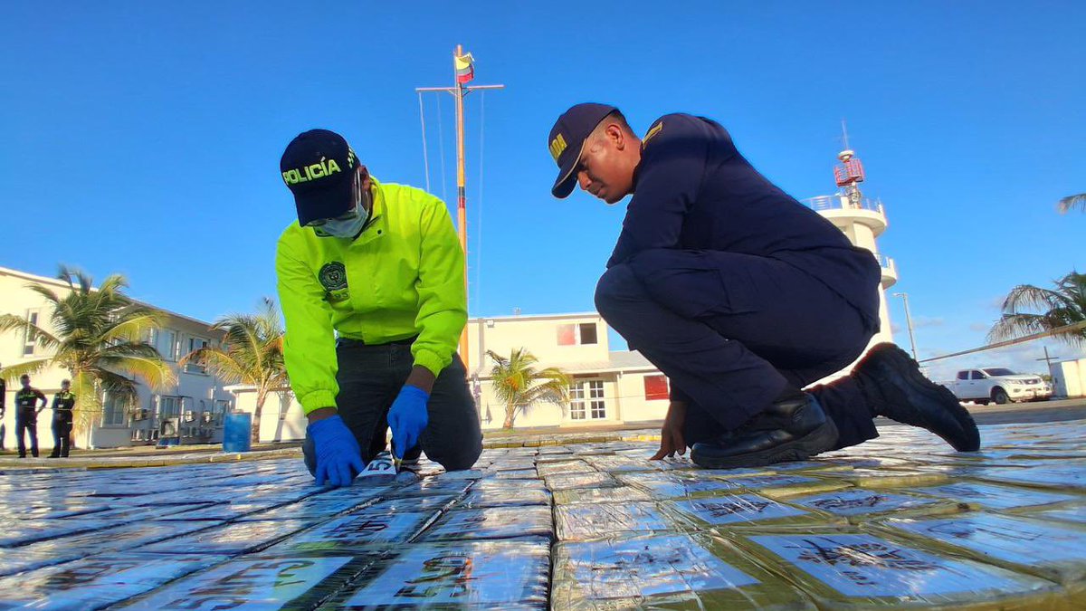 Blu Caribe tweet media