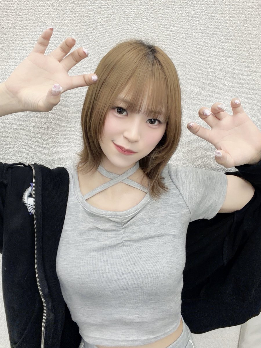 望月るな［Axelight］ tweet media