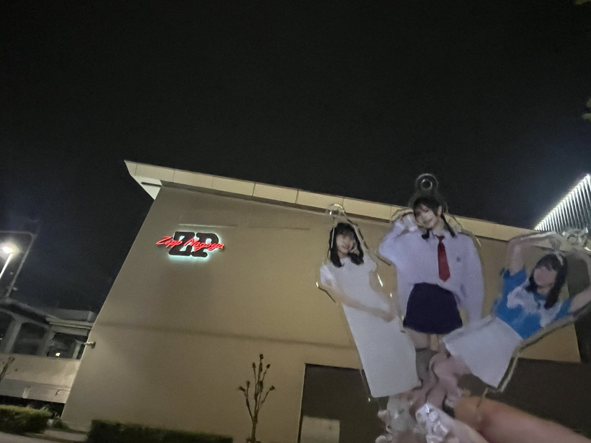 ななみ tweet media