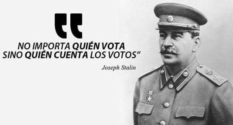 <a href="/laencerronaperu/">La Encerrona</a> MENTIROSOS DE MIERDA!!! Una de esas cajas aparecía como "envío al JEE" por "error aritmético" cuando en realidad la caja estaba perdida. ¿Cómo envías una caja que no tienes al JEE? 🤬🤬🤬