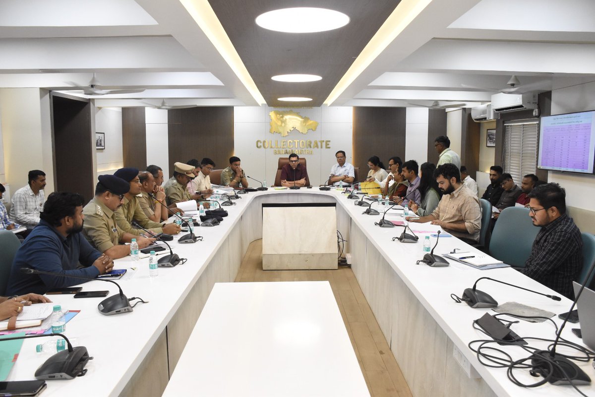 Collector & DM Banaskantha tweet media