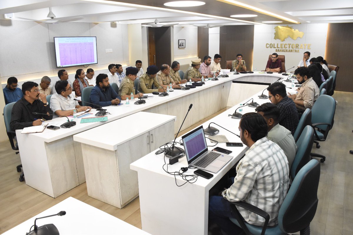 Collector & DM Banaskantha tweet media
