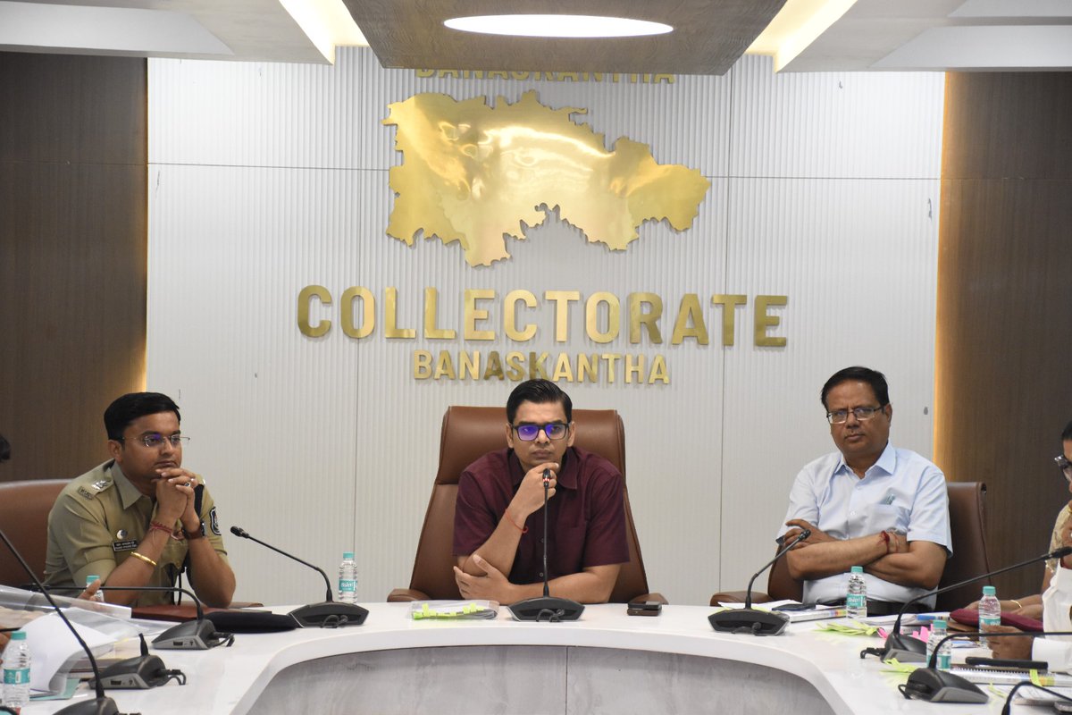 Collector & DM Banaskantha tweet media