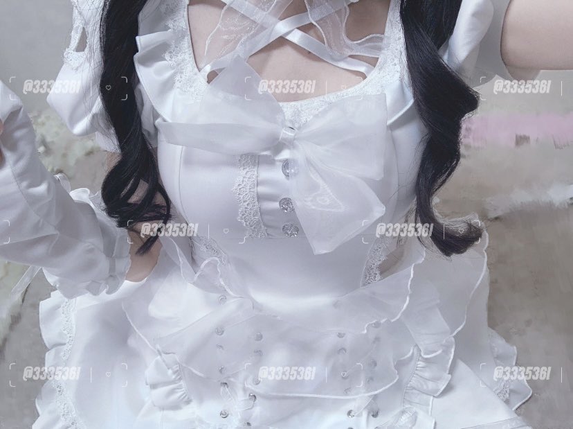 うげつ tweet media