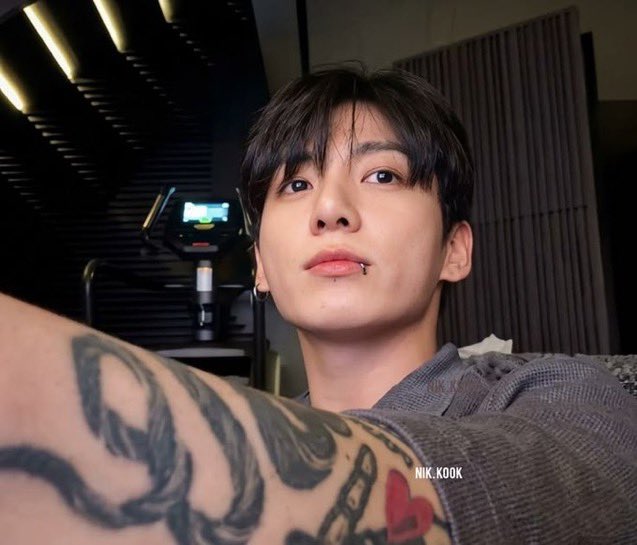 🌻ooof my man is so fine!! <a href="/D3V1LISH_KOOK/">◇Alex☆Carmen♤Takeo</a>