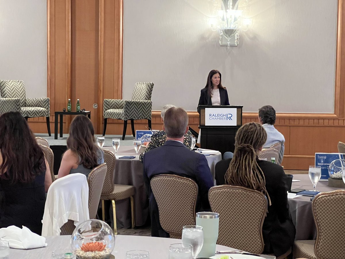 raleighchamber's tweet image. Guess who stopped by #CSuitePers?!

Platinum Sponsor Cooperating Raleigh Colleges invited @waketechcc to take the stage - and the spotlight!