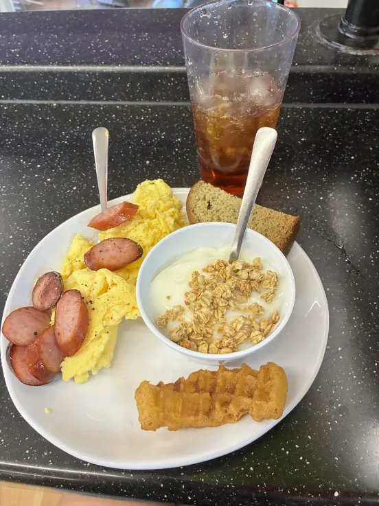 sad college student of edtwt tweet media