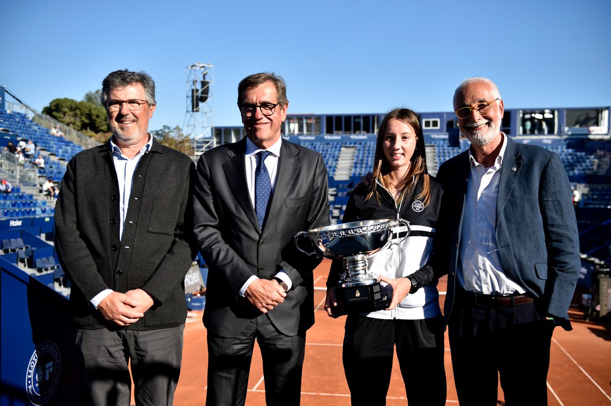 Sant Tomàs tweet media