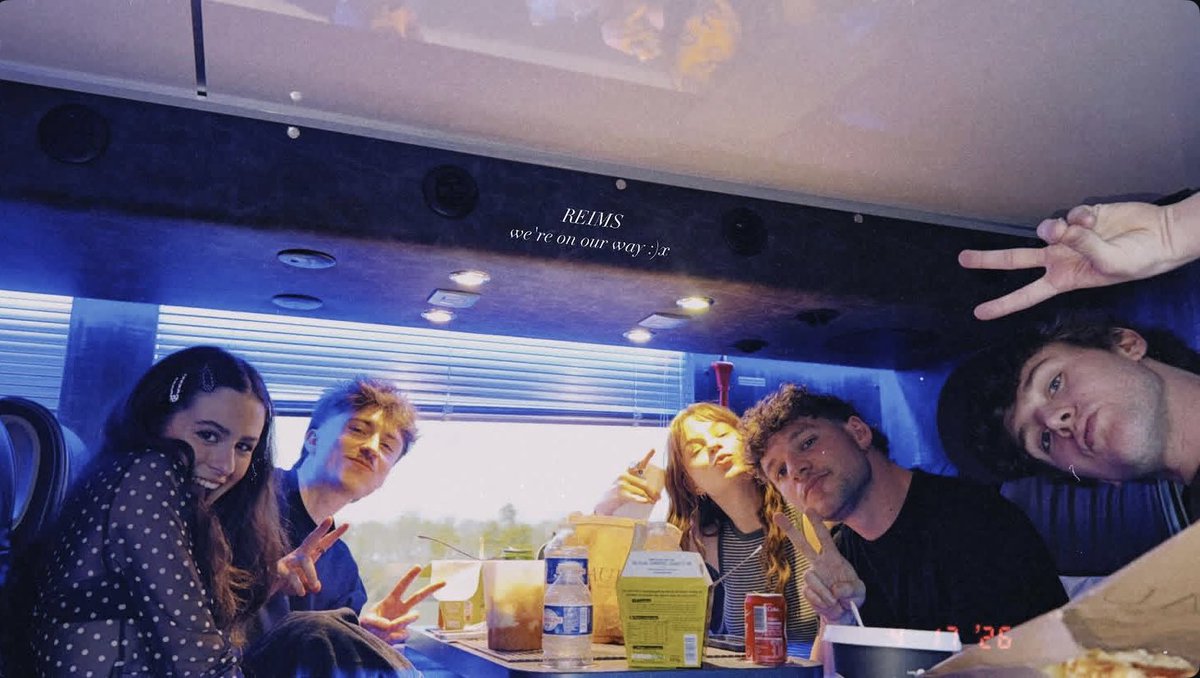 AbyCisse76939's tweet photo. 📸❤️#jeanouk #leo #bastiaan #theo https://t.co/EToKaCSDI7