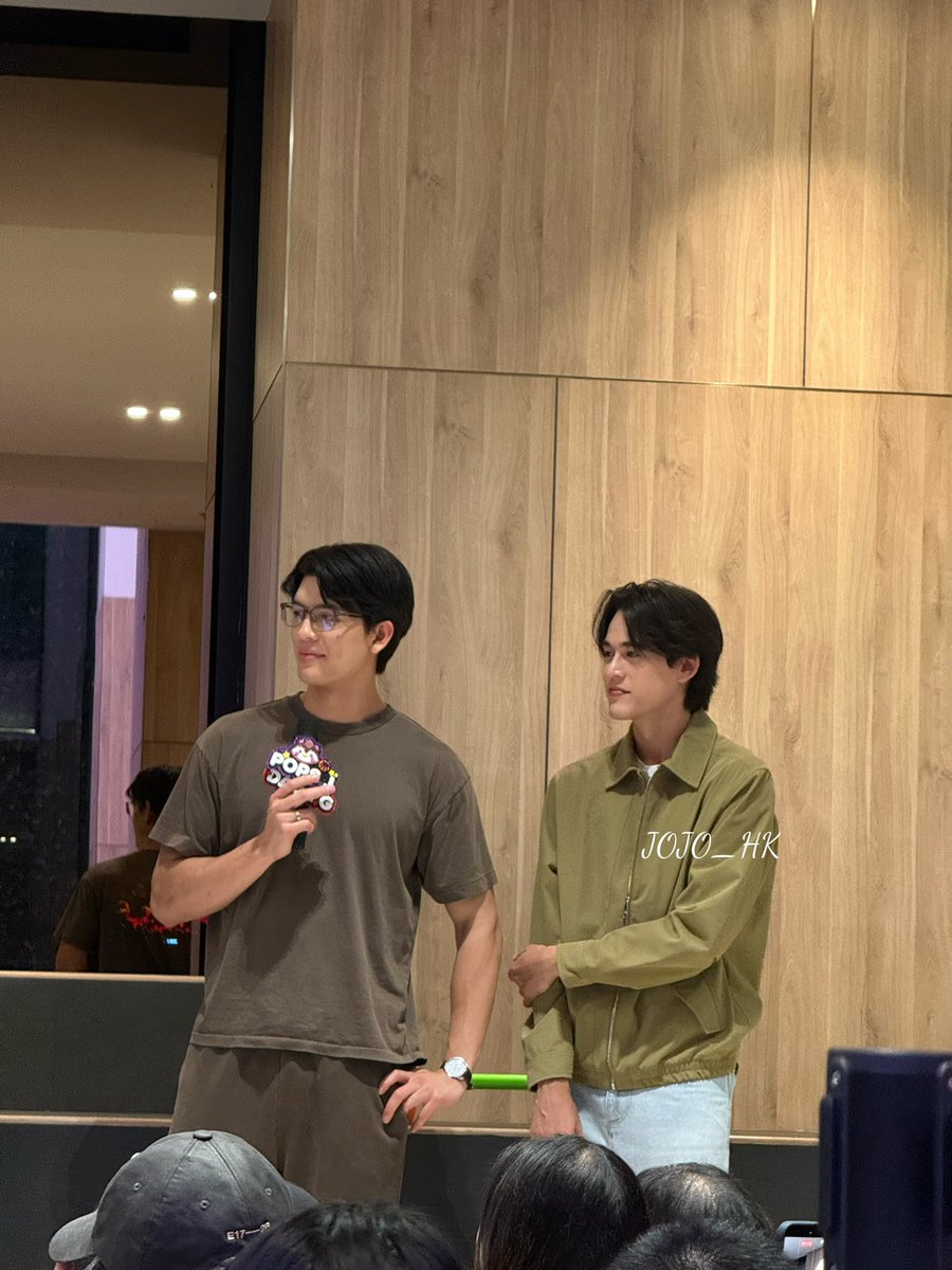 Jojo95____'s tweet photo. Already EP.8 😽😽😽😽

#OnlyFriendsDreamOnEP8
#JossWayar 
#GawinCaskey 
#JossGawin https://t.co/WQxB4tBy7U