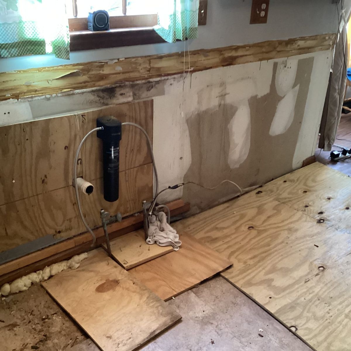 HMRemodeling_'s tweet image. From outdated to outstanding! 😎👏

Cabinets, backsplash, lighting, paint &amp;amp; fixtures — HM Remodeling transforms South Bend kitchens without the stress of a full renovation. ✅

Your kitchen should work as hard as you do! 📲 (574) 217‑4384
#HMRemodeling #KitchenGoals