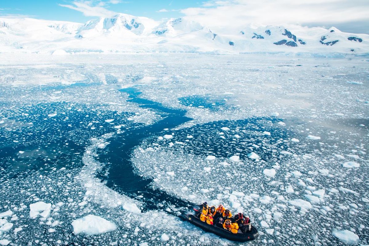 EmbassyofRussia's tweet image. 🇷🇺🇨🇳 Russia &amp;amp; China draft roadmap for #Antarctic exploration

Key areas: geology, energy, materials, IT in subsoil use, and polar drilling.

🤝 Focus on deep drilling in #Antarctica, plus exchanges, summer schools &amp;amp; joint grants.

#RussiaChina