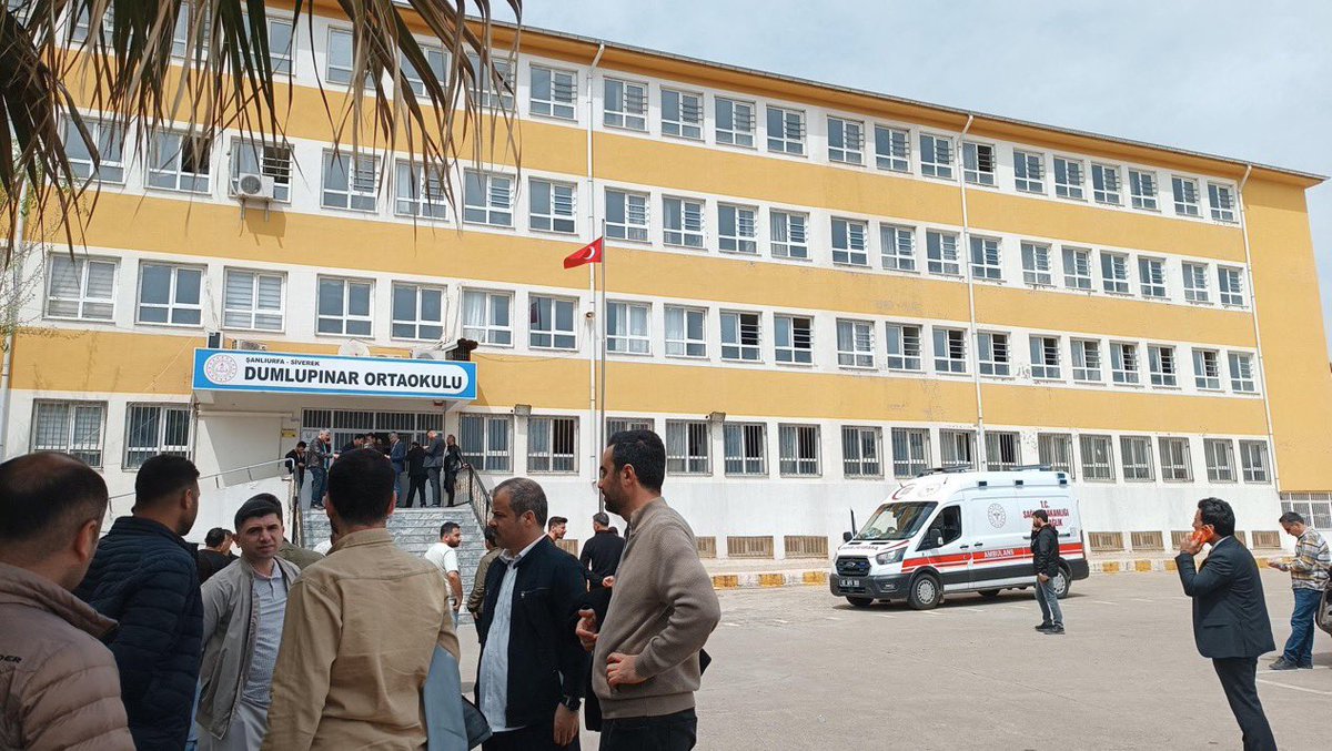 HÜR MECLİS tweet media