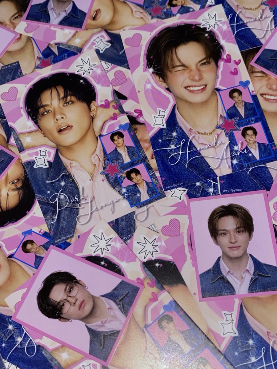 yayy freebies dah siap print! 😋 +100 more sets, thanks to <a href="/winaarosli/">윈윈</a> for chipping in 💞 #PULSE_ON_IN_KL #TREASUREinKL