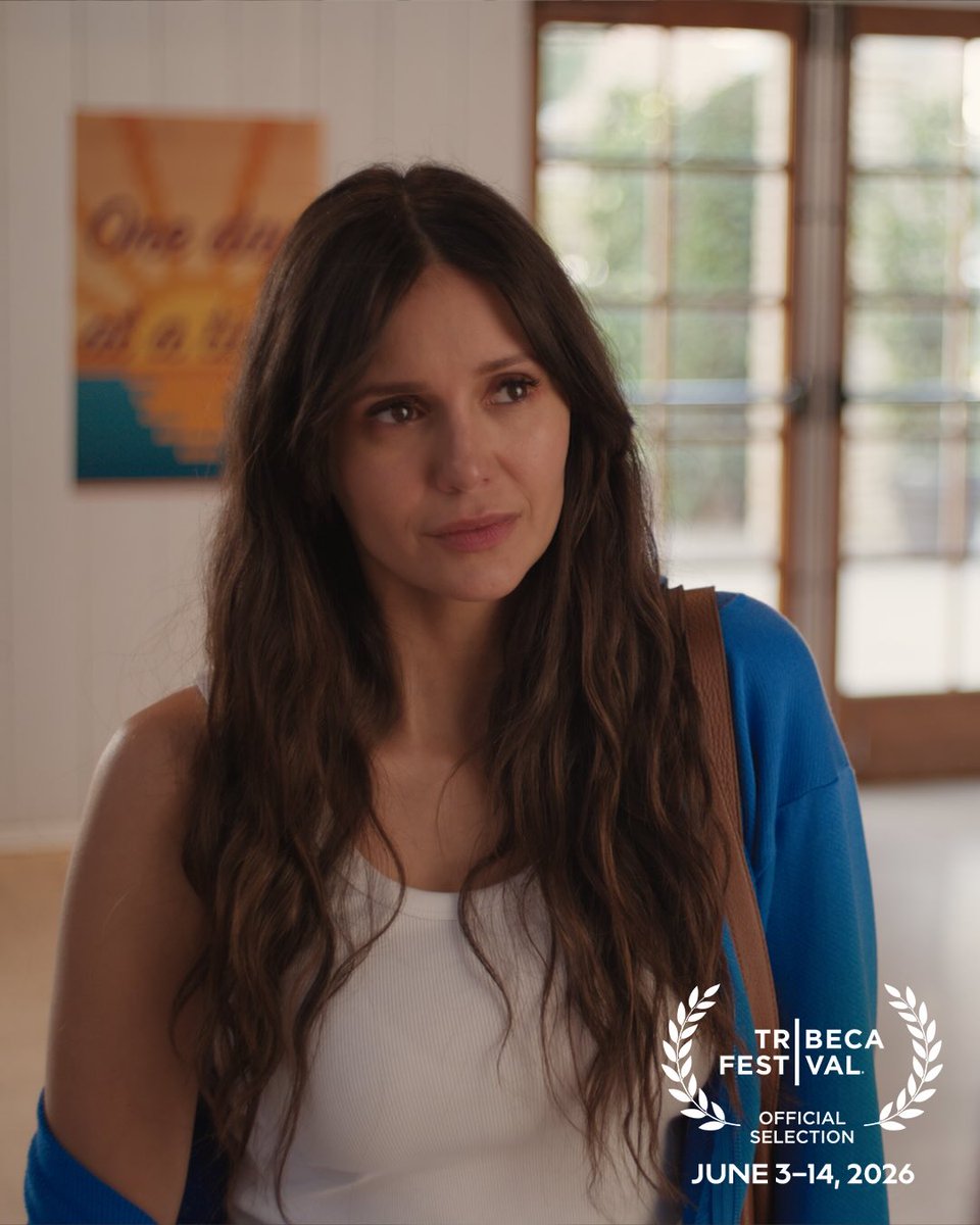 Nina Dobrev Central tweet media