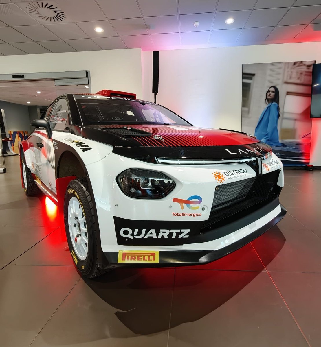 car_and_driver's tweet image. 🔙🚨 Lancia está de vuelta. @DiegoRuiloba  ya pilota "el Ferrari de los #Rally" en el S-CER. ¿Camino al WRC? 🤔🏁