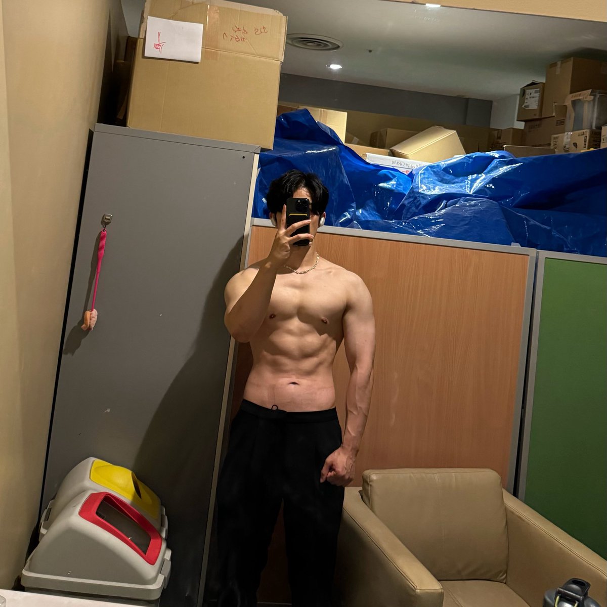 【脂肪吸引・豊胸】たけし先生 tweet media