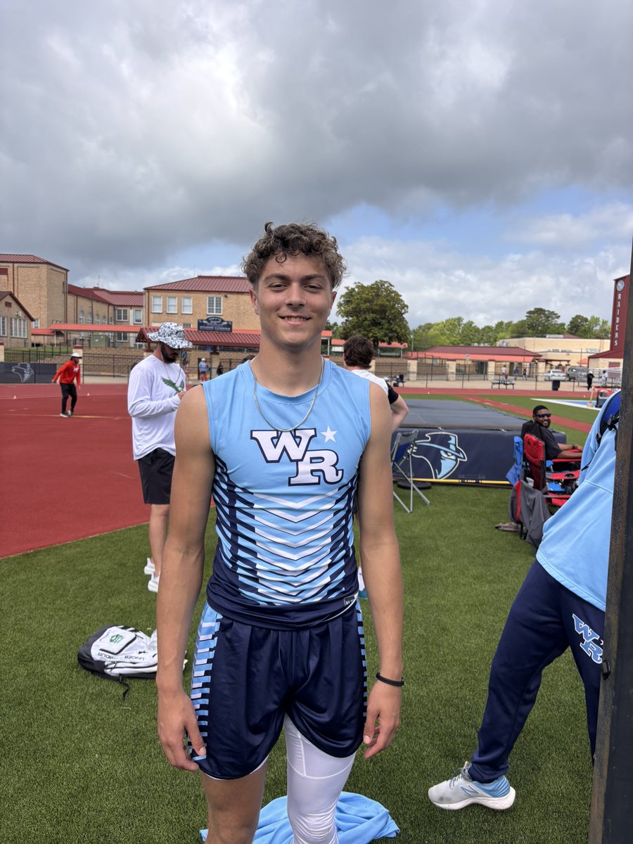 WRRaiderTrack's tweet photo. Field event Regional Qualifiers! Bryce Pobuda HJ /TJ. Gabby Coleman Shot Put. Anthony “Big Head” Starling- Shot Put
@WestRuskRaiders https://t.co/TZIOMyIcMG