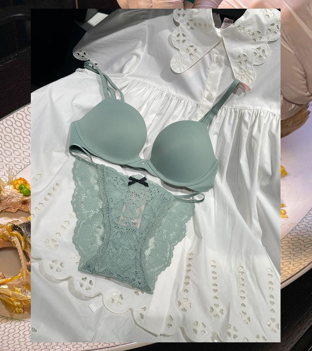 Amber Adams tweet media